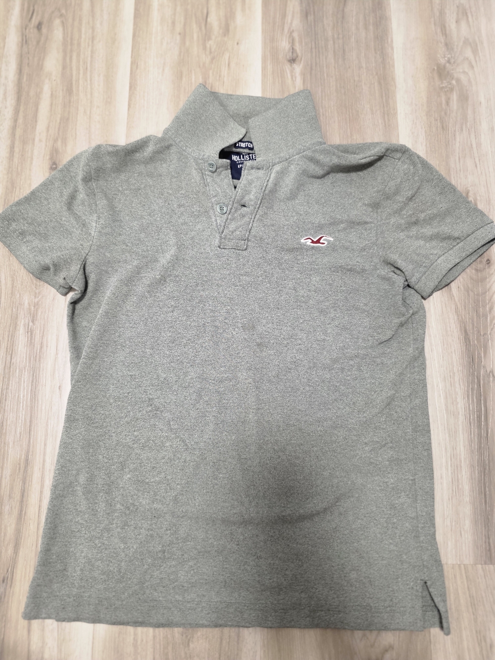 Hollister Men's Heather Green Polo with Red Logo